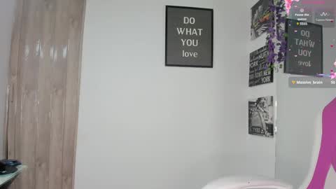 LINA SANCHEZ online show from January 2025 02:47:02 PM