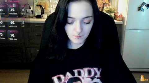 Snapshot of lina_tyaan chatting on January 2025 08:34:02 AM Lina 3 1715622743 online show from January 2025 08:34:02 AM