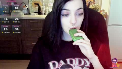 Snapshot of lina_tyaan chatting on February 2025 07:51:02 AM Lina 3 1715622743 online show from February 2025 07:51:02 AM