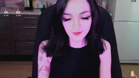 Snapshot of lina_tyaan chatting on October 2025 07:37:02 AM Lina 3 1715622743 online show from October 2025 07:37:02 AM