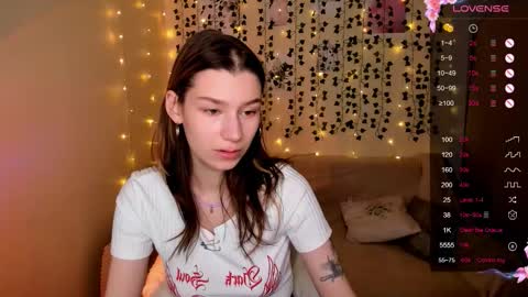 Snapshot of linablossom chatting on November 2025 08:48:01 AM Lina online show from November 2025 08:48:01 AM