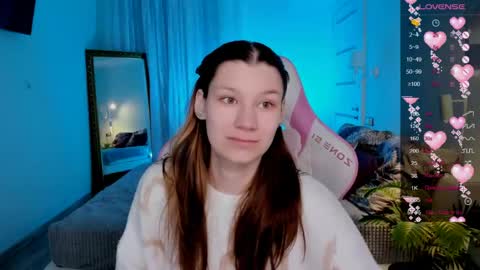 Lina online show from May 2026 06:33:02 AM