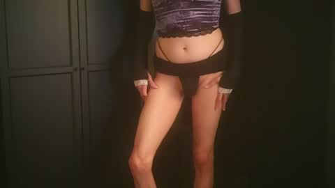 Lina online show from May 2026 06:21:02 AM