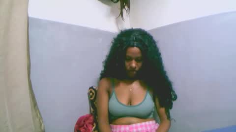 linah1123 online show from February 2026 05:31:01 PM