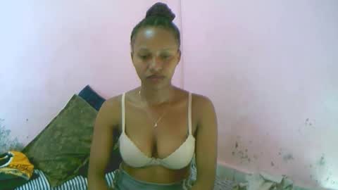 linah1123 online show from April 2026 02:49:01 AM