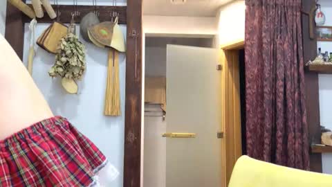 LinaLivee online show from May 2026 07:10:02 PM