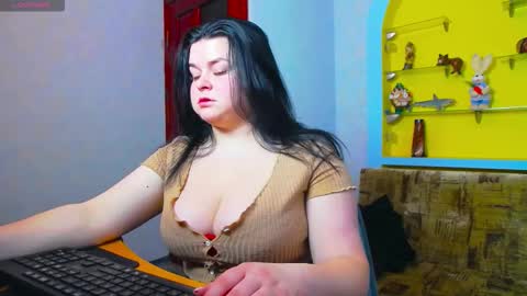 Lina online show from March 2026 09:25:03 AM