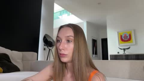 Snapshot of linaspicee chatting on February 2026 05:37:02 AM Lina online show from February 2026 05:37:02 AM