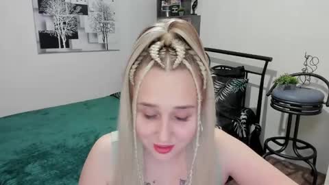 Lina online show from February 2025 09:16:02 PM