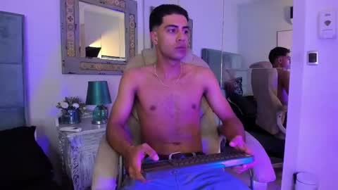 Snapshot of lincon_casttan chatting on December 2025 11:15:02 AM lincon_casttan online show from December 2025 11:15:02 AM