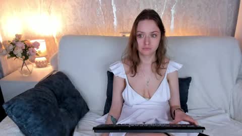 Snapshot of linda__bryant chatting on April 2026 04:46:01 AM Linda GMT2 Mon Tu Fri Sa Su 0300am-1000 am online show from April 2026 04:46:01 AM