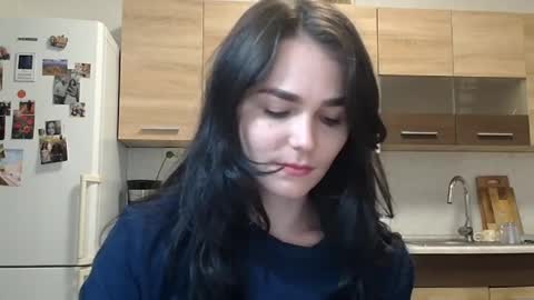 Linda online show from October 2025 06:50:02 PM