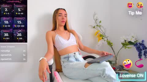 Snapshot of linda_crawford1 chatting on February 2025 08:10:01 PM Linda online show from February 2025 08:10:01 PM