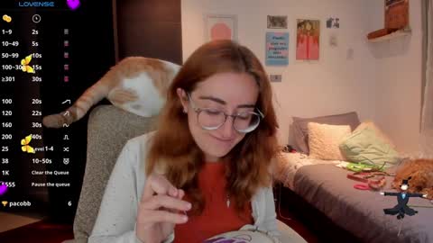 Giggles  online show from December 2024 11:02:01 PM