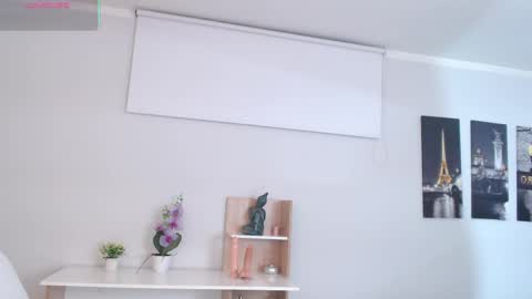 Snapshot of linda_morgan1 chatting on April 2026 12:20:02 PM Maria Paula online show from April 2026 12:20:02 PM