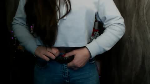 Snapshot of linda_s_ chatting on November 2025 11:09:02 AM Linda online show from November 2025 11:09:02 AM