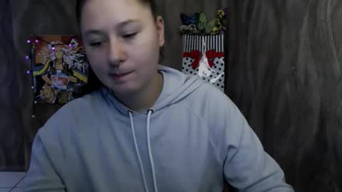 Snapshot of linda_s_ chatting on November 2025 05:46:01 PM Linda online show from November 2025 05:46:01 PM