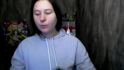 Snapshot of linda_s_ chatting on December 2025 11:59:01 AM Linda online show from December 2025 11:59:01 AM