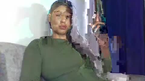 linda      online show from September 2025 08:52:02 PM