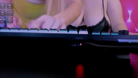 linda_save online show from March 2026 02:04:02 AM