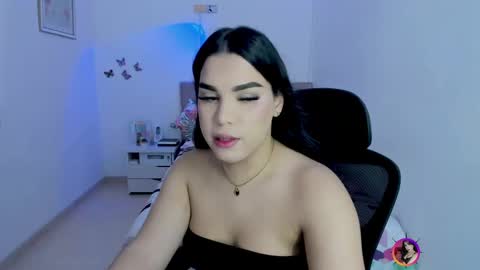   online show from October 2025 05:50:02 PM