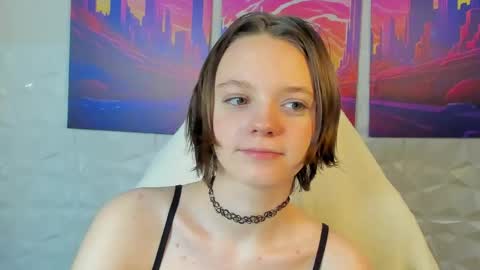 Snapshot of lindaa_bell chatting on May 2026 01:11:02 AM My real name is Olivia online show from May 2026 01:11:02 AM