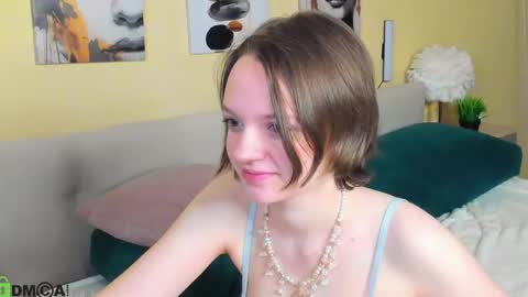 Snapshot of lindaa_bell chatting on May 2026 01:13:02 AM My real name is Olivia online show from May 2026 01:13:02 AM
