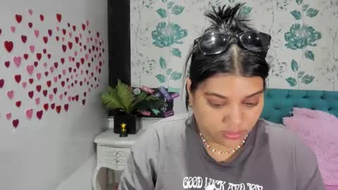    online show from February 2025 06:33:02 PM