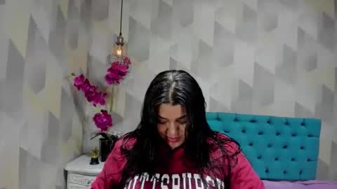    online show from October 2025 01:32:01 PM