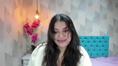 Snapshot of lindabreexlove chatting on June 2026 01:26:01 PM online show from June 2026 01:26:01 PM