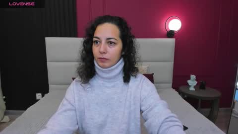 Snapshot of lindainsatiable chatting on September 2025 01:22:01 AM Linda online show from September 2025 01:22:01 AM