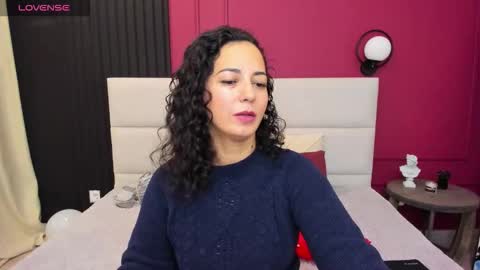 Snapshot of lindainsatiable chatting on October 2025 01:37:02 AM Linda online show from October 2025 01:37:02 AM