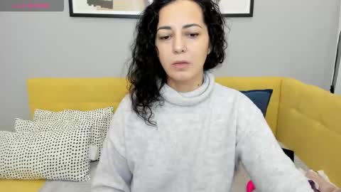 Snapshot of lindainsatiable chatting on November 2025 01:36:01 AM Linda online show from November 2025 01:36:01 AM