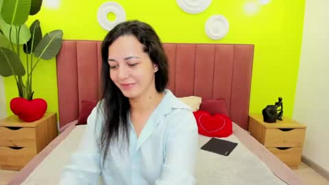 Snapshot of lindainsatiable chatting on May 2026 01:25:02 AM Linda online show from May 2026 01:25:02 AM