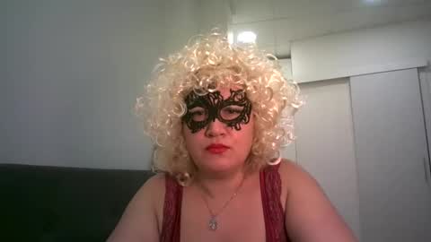 Snapshot of lindaxsmile chatting on February 2025 11:20:01 PM LindaXSmile online show from February 2025 11:20:01 PM