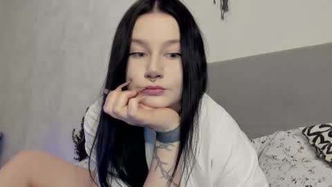 Snapshot of line_green chatting on January 2026 10:40:01 AM Lina online show from January 2026 10:40:01 AM