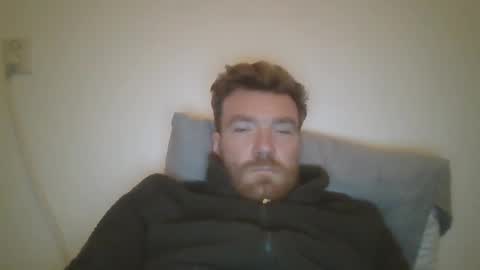 Snapshot of linguistixx333 chatting on January 2026 03:28:02 PM linguistixx333 online show from January 2026 03:28:02 PM