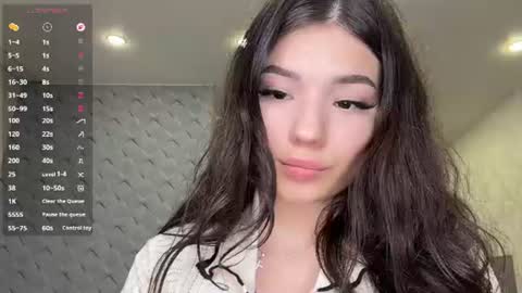Lira online show from July 2026 09:40:01 PM