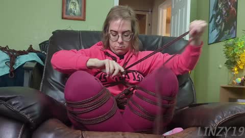 Linzy19 online show from January 2025 05:08:01 PM