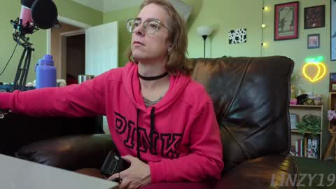 Linzy19 online show from January 2025 08:42:01 PM