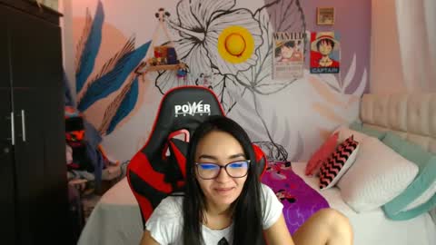 LinzyBaner online show from February 2025 12:19:02 AM