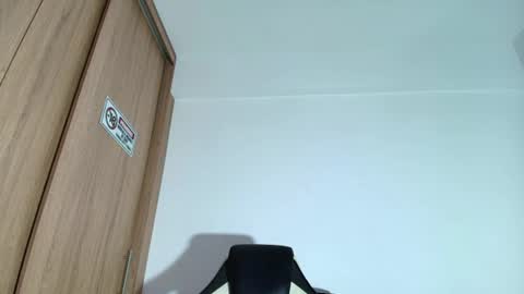 Lior Vante online show from July 2026 03:19:01 AM