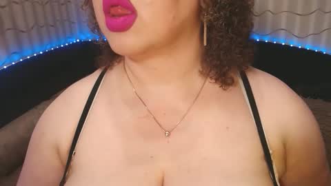 LIpsAddiction online show from April 2026 09:54:01 PM