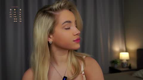 Snapshot of lipswithsmileonthem chatting on February 2025 01:11:01 AM Amelia online show from February 2025 01:11:01 AM