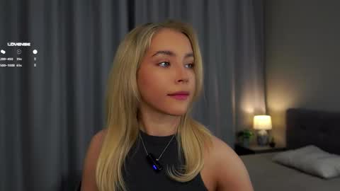 Snapshot of lipswithsmileonthem chatting on February 2025 01:04:02 AM Amelia online show from February 2025 01:04:02 AM