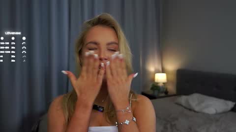 Snapshot of lipswithsmileonthem chatting on February 2025 01:26:01 AM Amelia online show from February 2025 01:26:01 AM