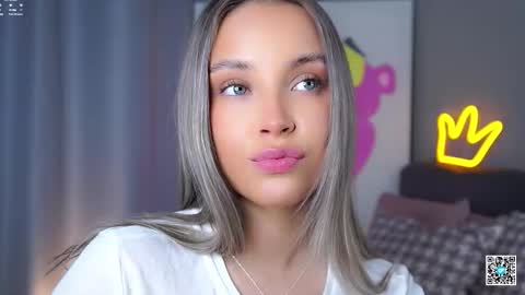 Snapshot of lipswithsmileonthem chatting on October 2025 12:09:01 AM Amelia online show from October 2025 12:09:01 AM