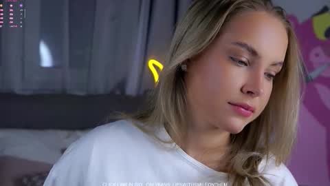 Amelia online show from January 2026 01:19:01 AM