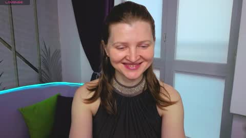 Snapshot of lisa__evans chatting on April 2026 02:22:02 AM Lisa online show from April 2026 02:22:02 AM
