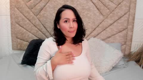 Snapshot of lisa_baker1 chatting on December 2024 02:08:02 AM Lisa Baker online show from December 2024 02:08:02 AM